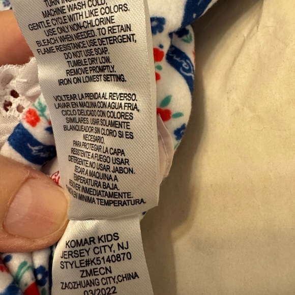 Children’s 10/12 Lanz of Salzburg nightgown - Picture 3 of 4